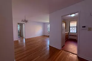 52-21 65th Pl, Maspeth, NY 11378 - Photo 7