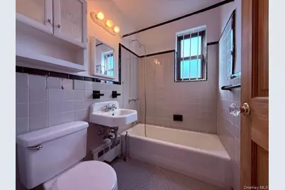 52-21 65th Place #6P, Maspeth, NY 11378 - Photo 15