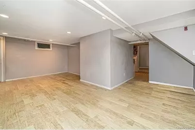 106 McLoughlin Street, Glen Cove, NY 11542 - Photo 21