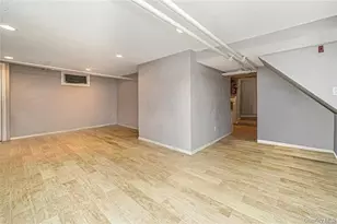 106 McLoughlin St, Glen Cove, NY 11542 - Photo 21