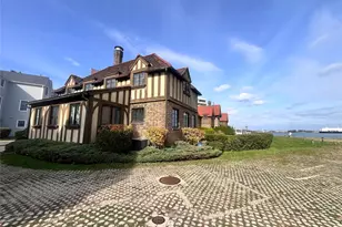 168-15 Powells Cove Blvd, Whitestone, NY 11357 - Photo 3