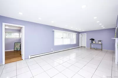 201 Sprucewood Drive, Levittown, NY 11756 - Photo 7