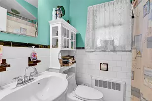 1073 Thomas Ave, Baldwin, NY 11510 - Photo 17