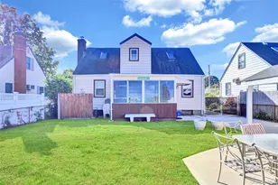 1073 Thomas Ave, Baldwin, NY 11510 - Photo 7