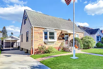 1073 Thomas Avenue, Baldwin, NY 11510 - Photo 29