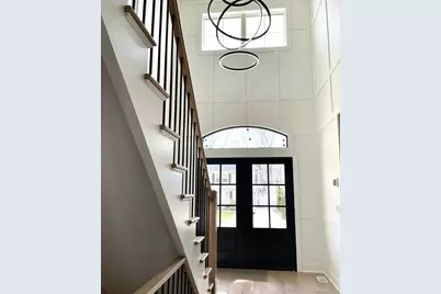 96 Calvin Avenue, Syosset, NY 11791 - Photo 5