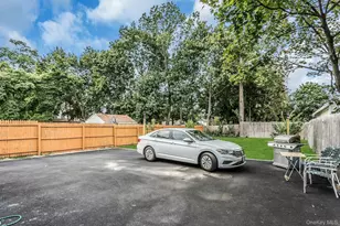 4 W 11th St, Huntington Station, NY 11746 - Photo 19