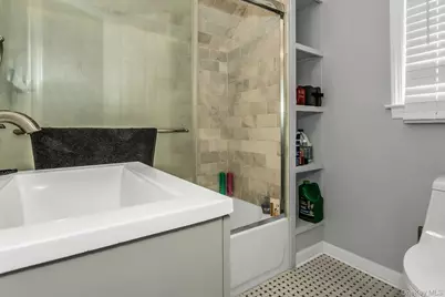 4 W 11th Street, Huntington Station, NY 11746 - Photo 15