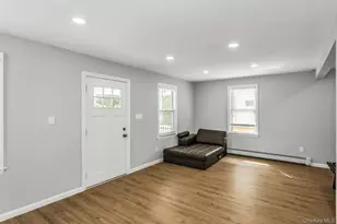 4 W 11th St, Huntington Station, NY 11746 - Photo 3