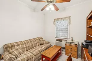 10 Glen Hollow Dr, Holtsville, NY 11742 - Photo 21