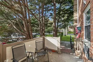 10 Glen Hollow Dr, Holtsville, NY 11742 - Photo 25