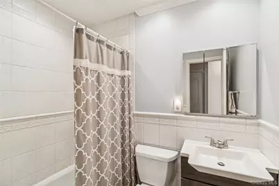 10 Glen Hollow Drive #C1, Holtsville, NY 11742 - Photo 19