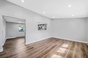 45 Arrowhead Dr, Shirley, NY 11967 - Photo 11