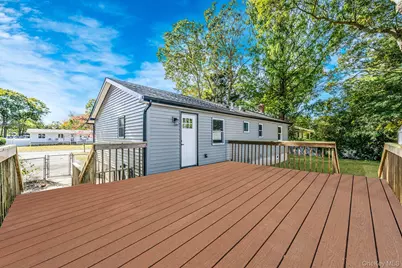 45 Arrowhead Drive, Shirley, NY 11967 - Photo 27