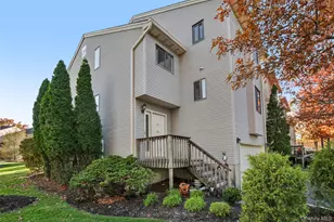 25 Vista Dr, Nanuet, NY 10954 - Photo 3