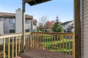 25 Vista Dr, Nanuet, NY 10954 - Photo 13