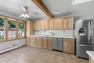 3 Surrey Ln, Bethpage, NY 11714 - Photo 15