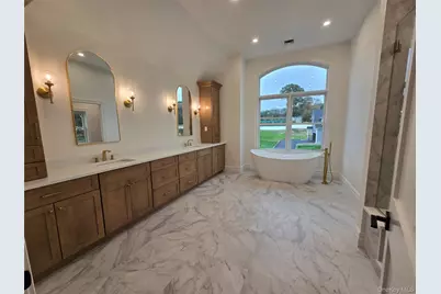 24 Estates Circle, Melville, NY 11747 - Photo 11