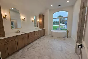 24 Estates Cir, Melville, NY 11747 - Photo 11