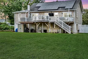 361 Rider Ave, Patchogue, NY 11772 - Photo 9