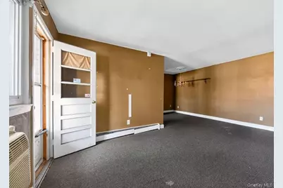 71 Adams Road #E 2A, Central Islip, NY 11722 - Photo 7