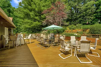 23 Medford Lane, Scarsdale, NY 10583 - Photo 7