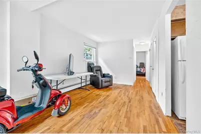 280 Throggs Neck Boulevard, Bronx, NY 10465 - Photo 29