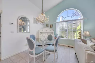 204 Caroline Court, Port Jefferson Station, NY 11776 - Photo 15