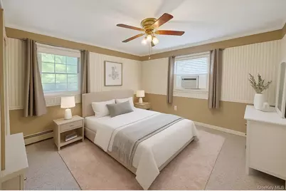 173 Hot Water Street, Manorville, NY 11949 - Photo 9