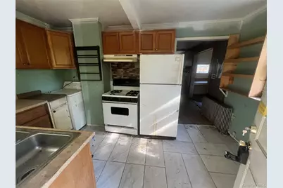 18 Hillside Place, Lloyd, NY 12528 - Photo 3