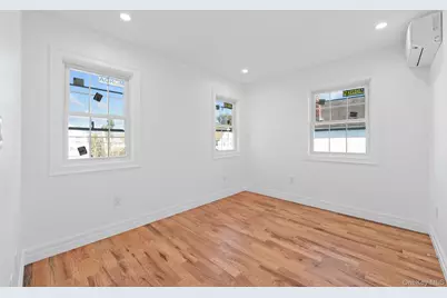 11512 159th Street, Jamaica, NY 11434 - Photo 17