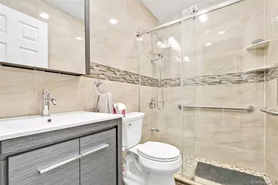 111-09A 62 Drive, Forest Hills, NY 11385 - Photo 15