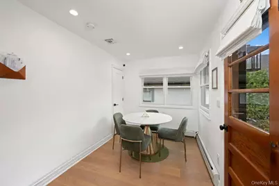 93 Beacon Avenue, New York, NY 10306 - Photo 11