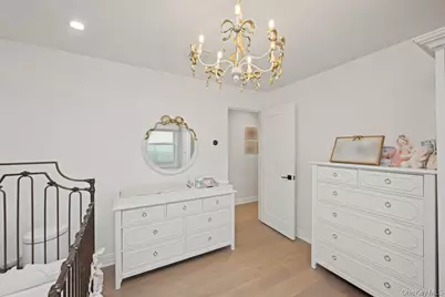 93 Beacon Avenue, New York, NY 10306 - Photo 21