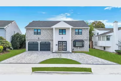 94 Jeffery Lane, Oceanside, NY 11572 - Photo 1