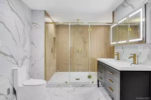 94 Jeffery Ln, Oceanside, NY 11572 - Photo 43