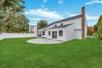 94 Jeffery Lane, Oceanside, NY 11572 - Photo 15