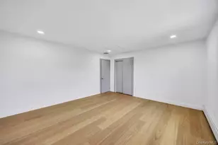 94 Jeffery Ln, Oceanside, NY 11572 - Photo 35