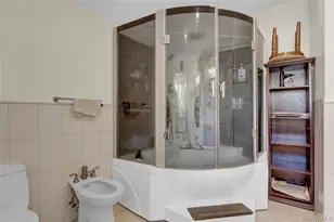 300 Ellen Pl, Jericho, NY 11753 - Photo 21