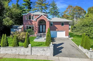 300 Ellen Pl, Jericho, NY 11753 - Photo 5