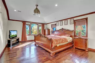 300 Ellen Pl, Jericho, NY 11753 - Photo 19