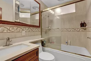 300 Ellen Pl, Jericho, NY 11753 - Photo 17