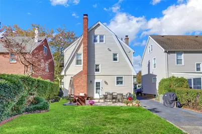 225 Park Avenue, Williston Park, NY 11596 - Photo 15