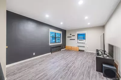 220-16 73 Avenue #013A2, Bayside, NY 11364 - Photo 9