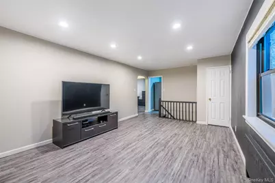 220-16 73 Avenue #013A2, Bayside, NY 11364 - Photo 11