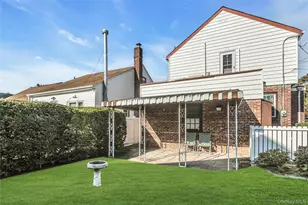 244-02 137th Rd, Rosedale, NY 11422 - Photo 23