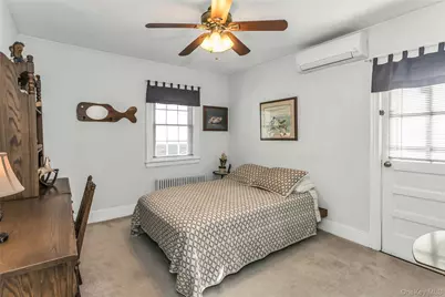 24402 137th Road, Rosedale, NY 11422 - Photo 17