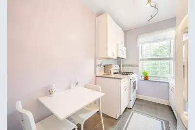30-31 Hobart Street #6N, Woodside, NY 11377 - Photo 5