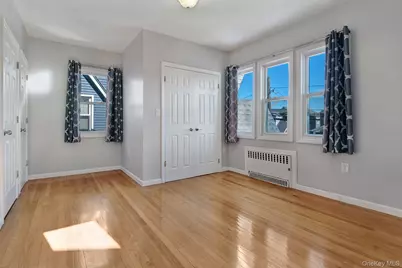 265 Beach 135th Street, Rockaway Park, NY 11694 - Photo 11