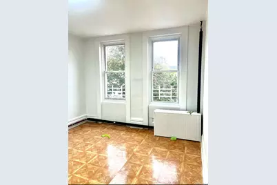 8815 Jamaica Avenue, Woodhaven, NY 11421 - Photo 3